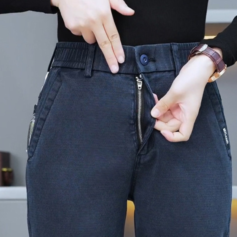Pantalón Ajustable Vitoria en Algodón y Elastano (¡Se adapta a tu cuerpo con estilo!)
